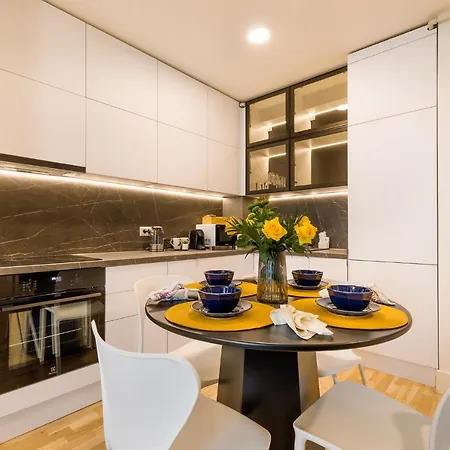 The Address * Bukarest