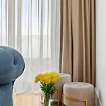 The Address 아파트 *